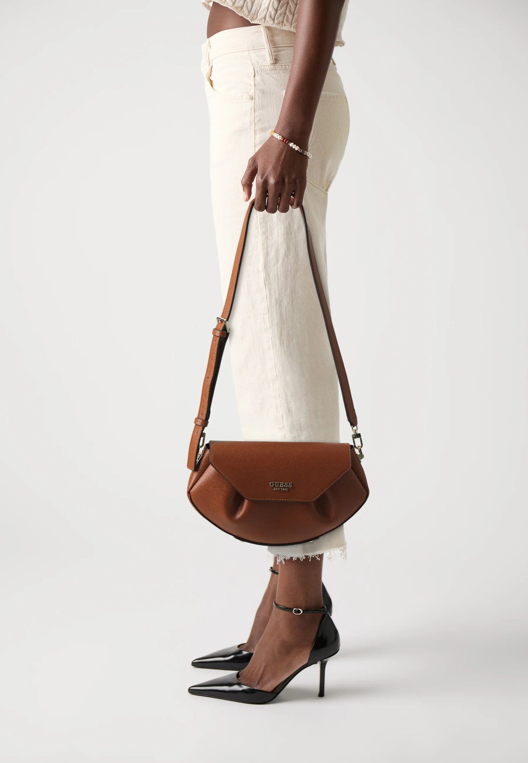 Guess Borsa a tracolla Noelle Girlfriend Sa Cognac