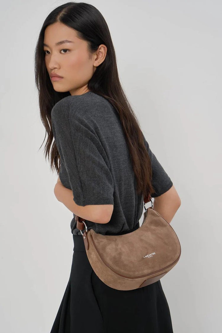 Lancaster Sac besace Zippé S Suède Châtaigne