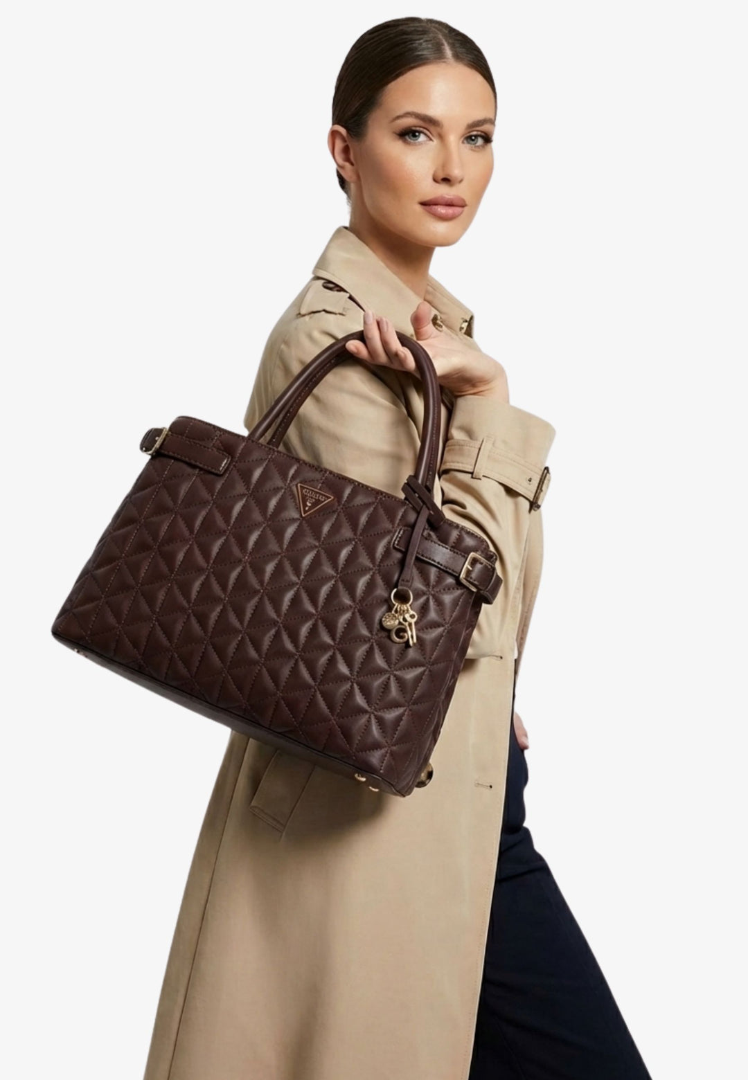Guess Sacs à main matelassé Paisleigh Espresso QG988306