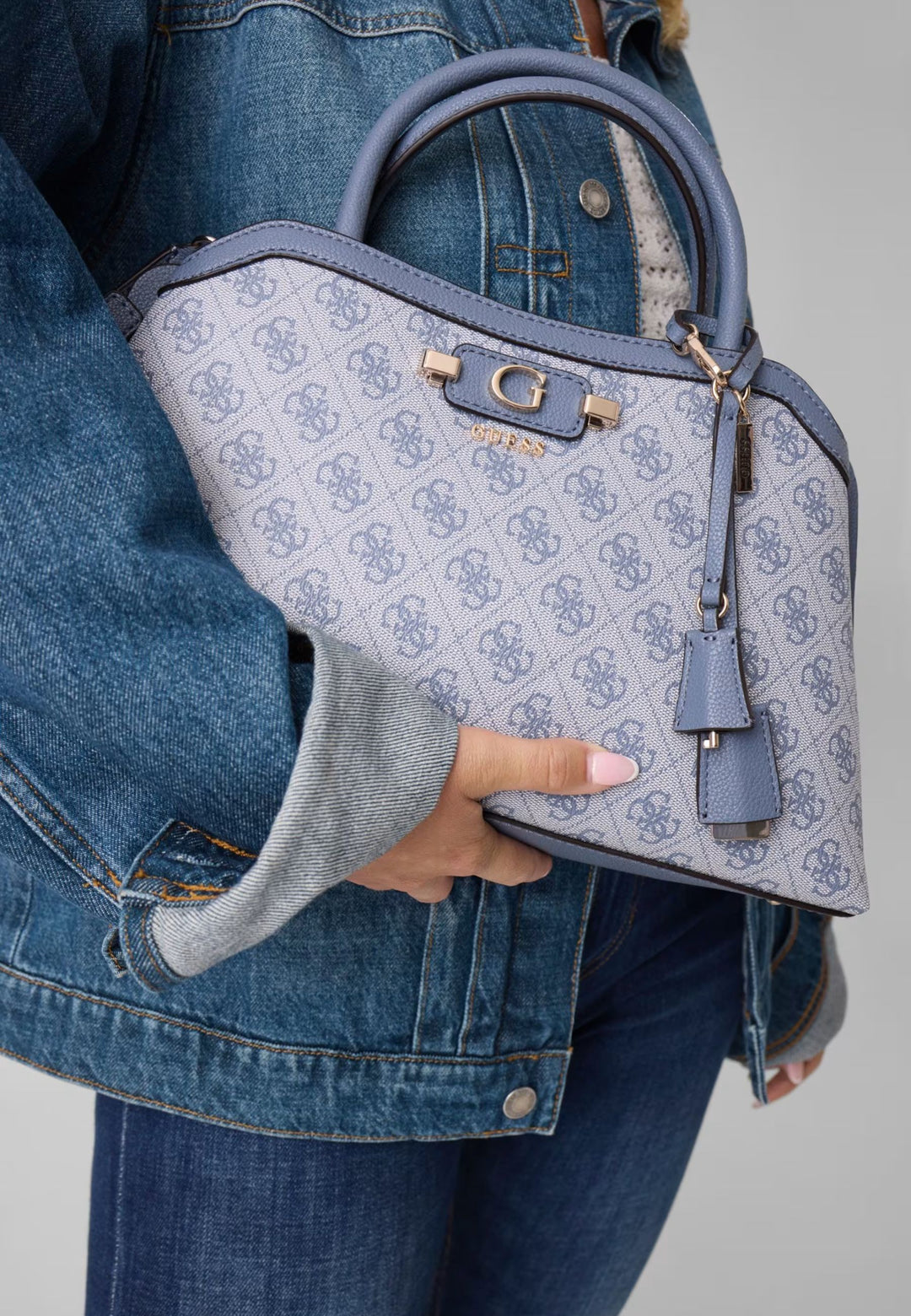 Kabelka Guess Lindsey Slate Logo