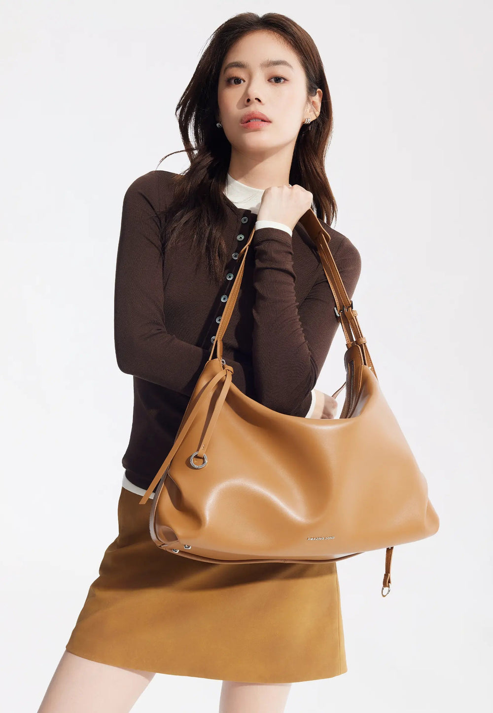 Amazing Song Sac Hobo Donut Extra Large Marron Latte, vue portée